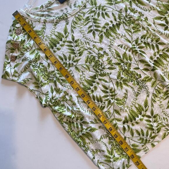 Tahari Leaf Print Top Womens Large Green Leafy Linen Lyocell Coastal Tee - Picture 6 of 6